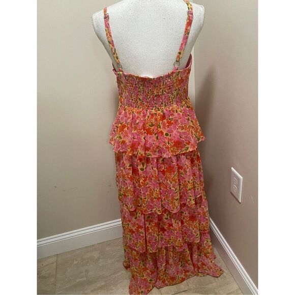 ASTR The Label Midsummer Floral Tiered Maxi Dress Size L - Picture 6 of 9